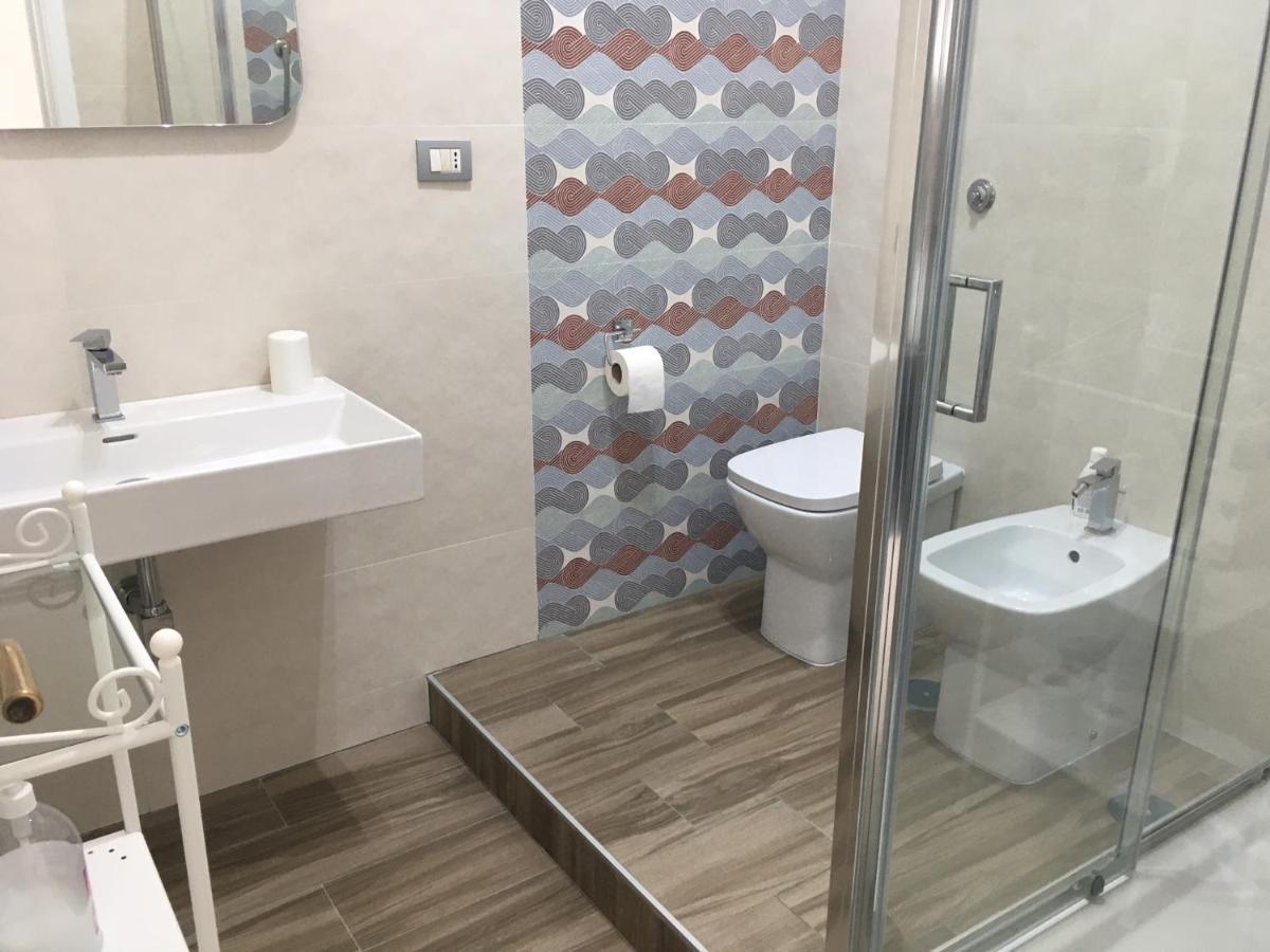 Apartamento La Dimora Delle Sirene Salerno Exterior foto